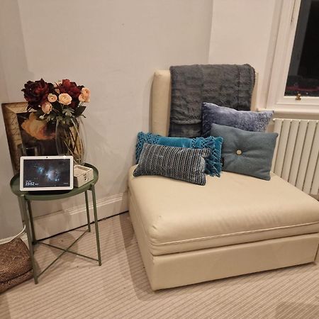 Quintessentially 'London' Flat Exteriör bild