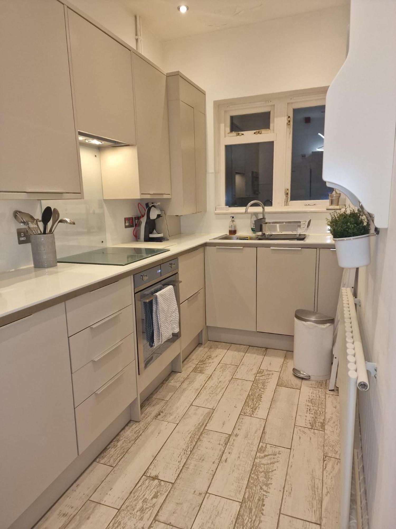 Quintessentially 'London' Flat Exteriör bild